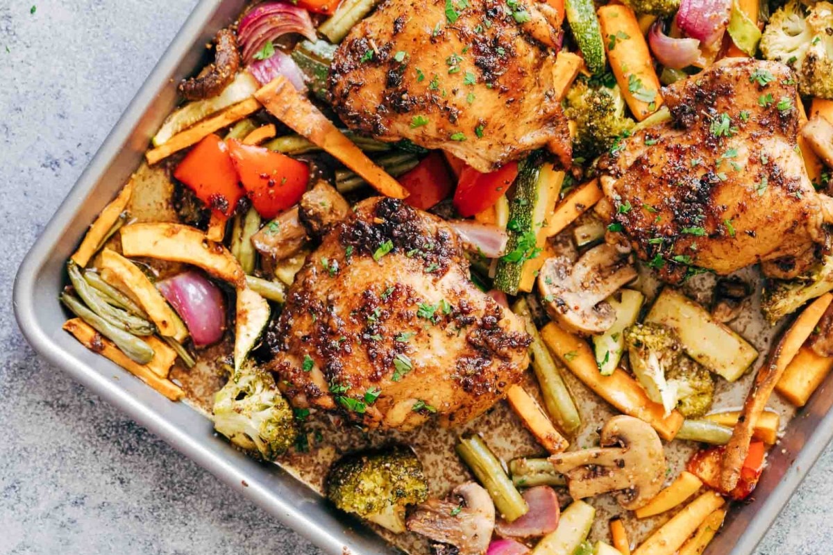 One Pan Chicken with Potato & Vegetables