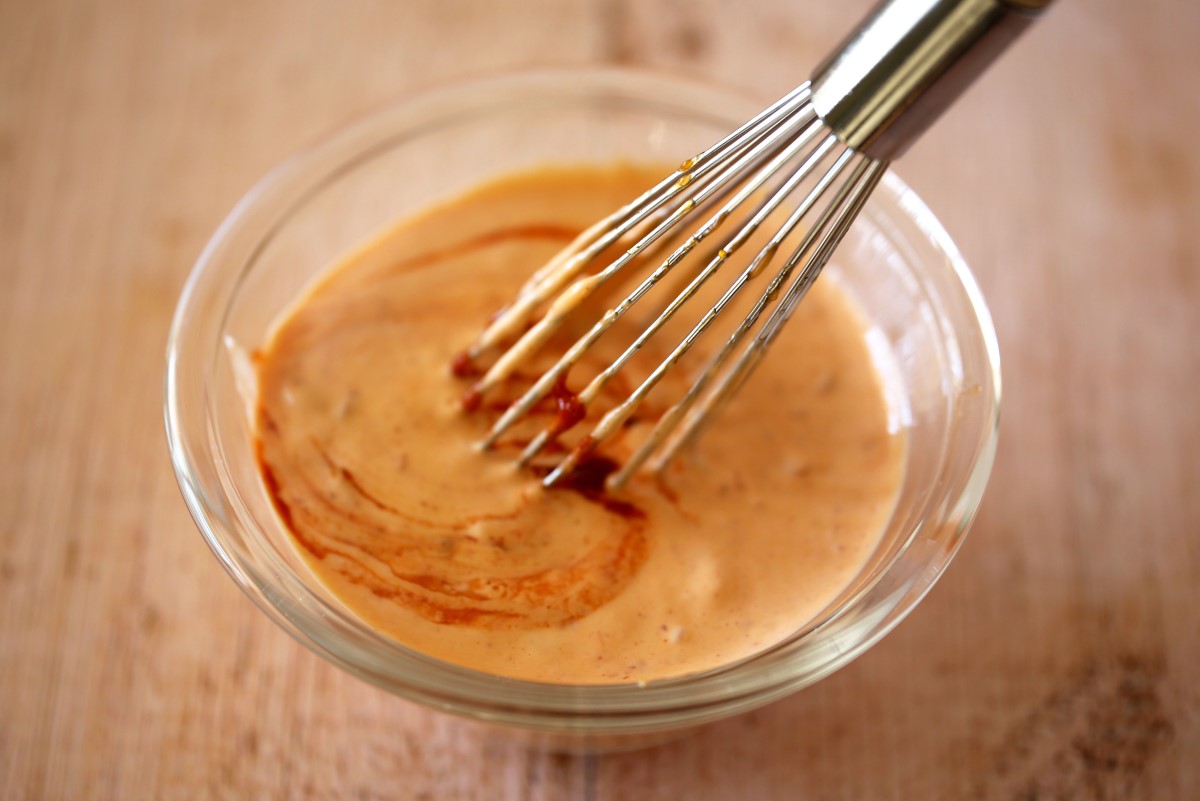 Mayonnaise Based Dip (Chili Garlic)